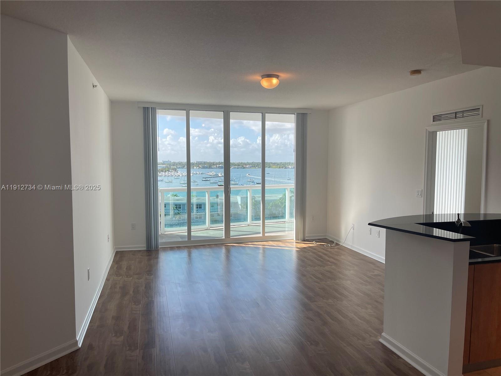 7900 Harbor Is Dr #720 North Bay Village, FL 33141