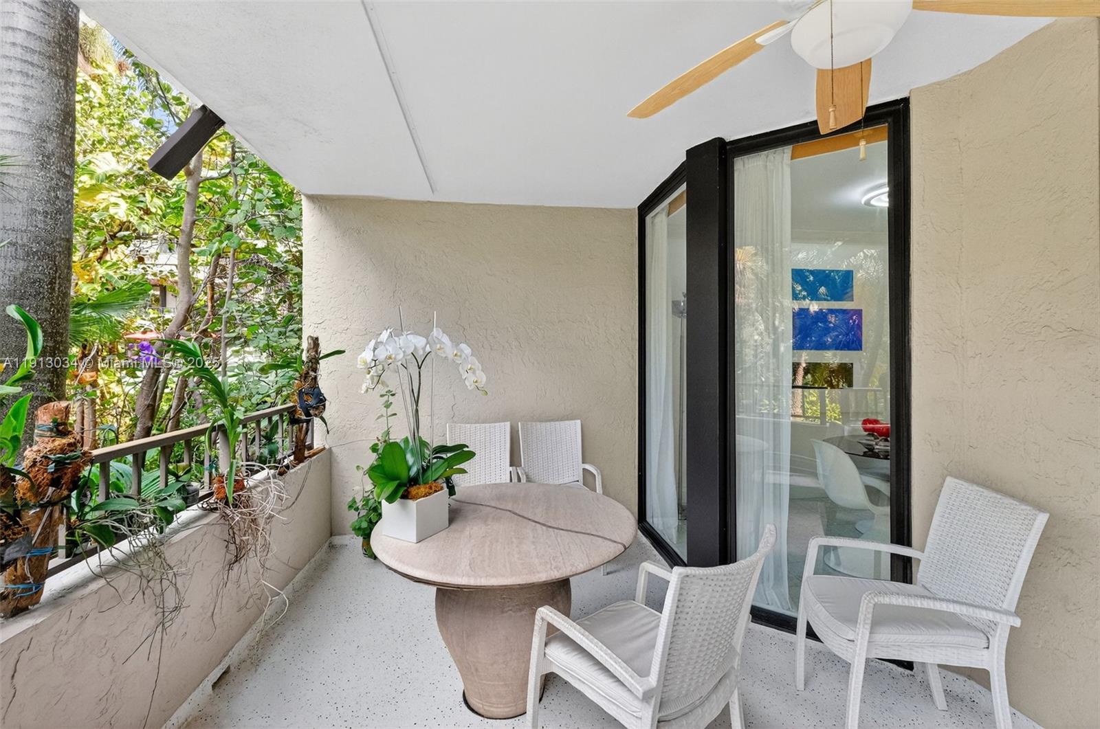 181 Crandon Blvd #106 Key Biscayne, FL 33149