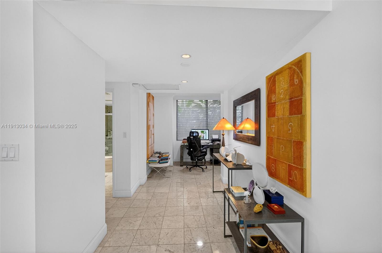 181 Crandon Blvd #106 Key Biscayne, FL 33149