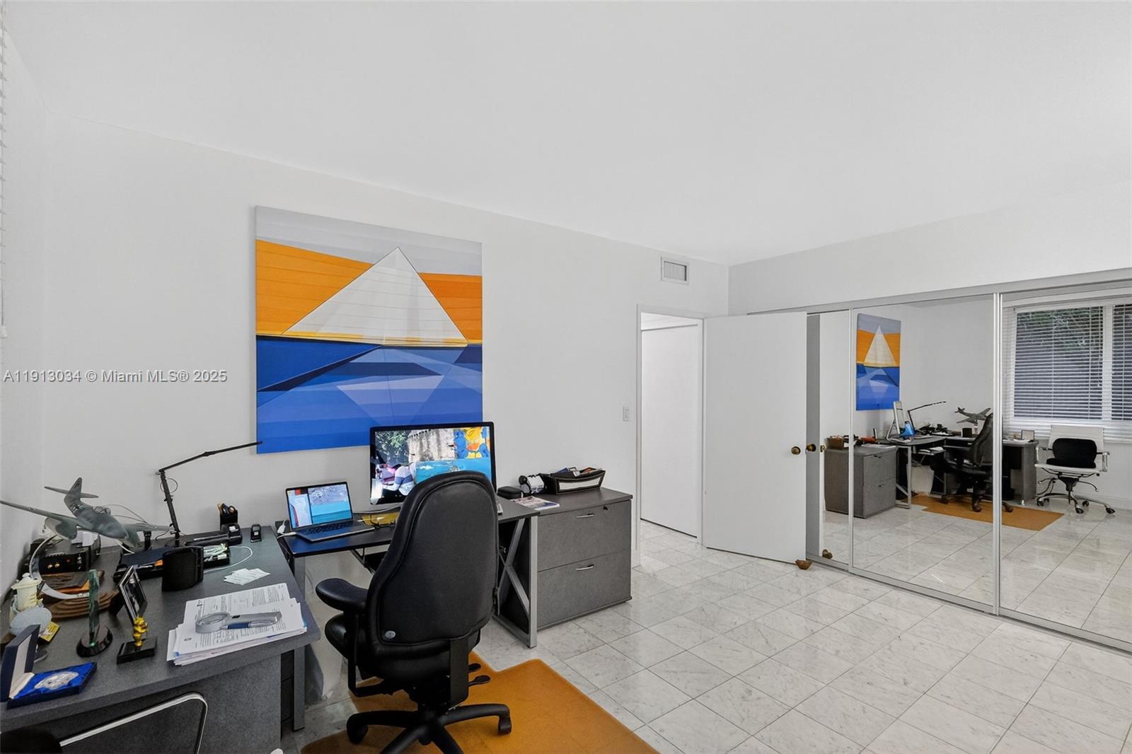 181 Crandon Blvd #106 Key Biscayne, FL 33149