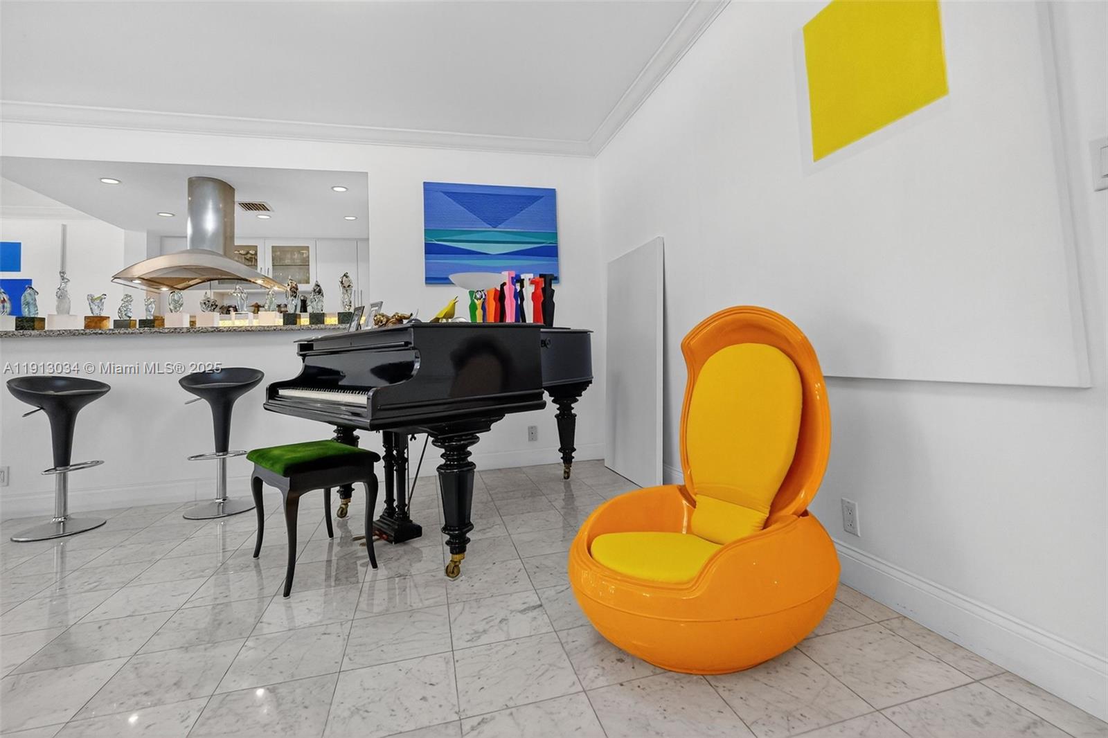 181 Crandon Blvd #106 Key Biscayne, FL 33149