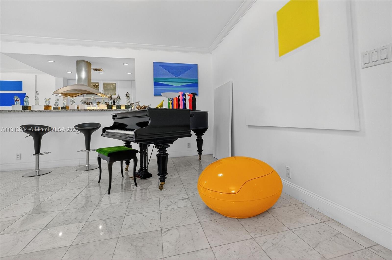 181 Crandon Blvd #106 Key Biscayne, FL 33149