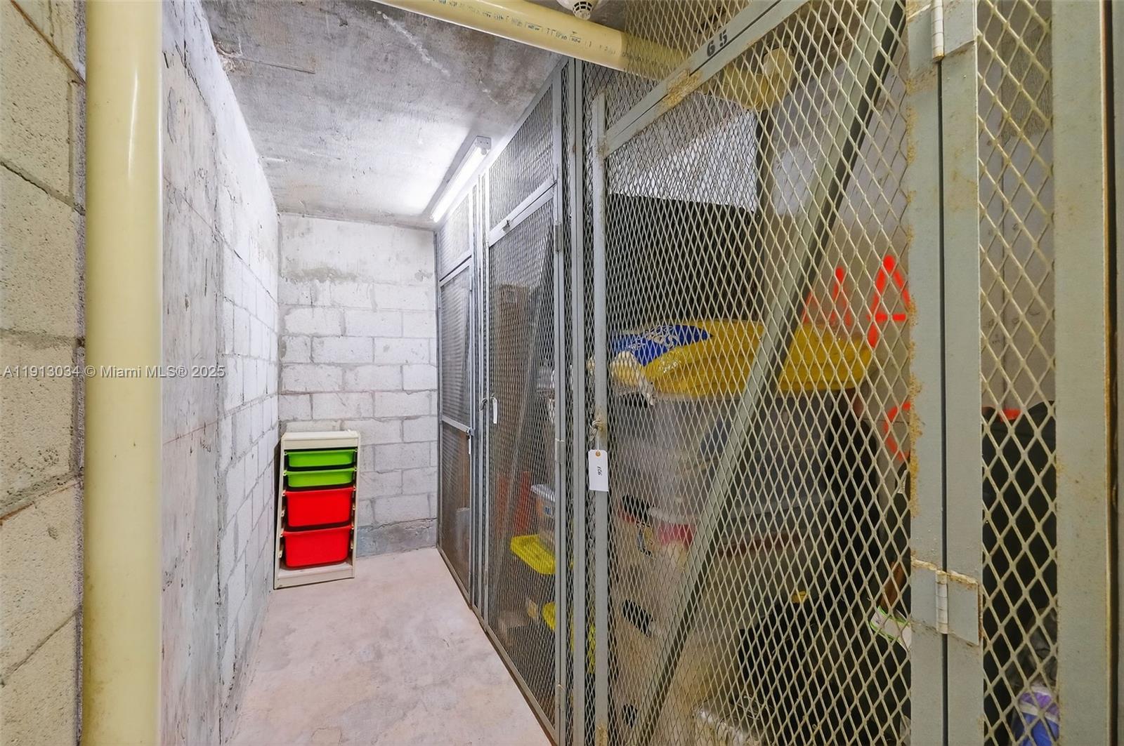 181 Crandon Blvd #106 Key Biscayne, FL 33149