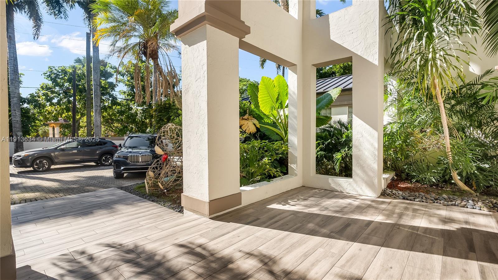 10395 SW 67th Ave Pinecrest, FL 33156