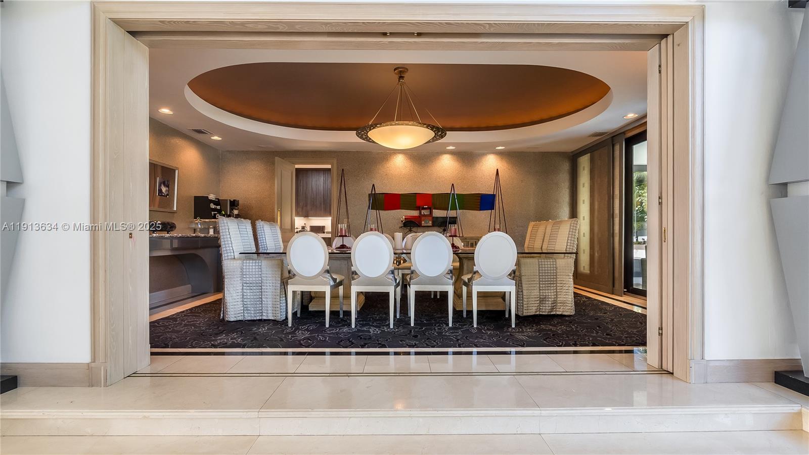 10395 SW 67th Ave Pinecrest, FL 33156