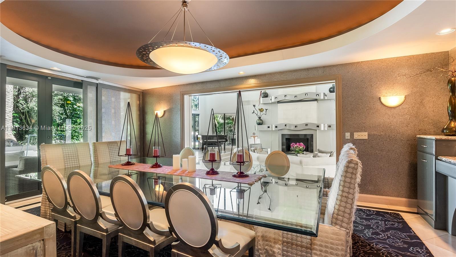 10395 SW 67th Ave Pinecrest, FL 33156