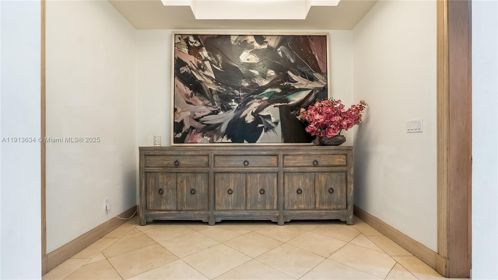 10395 SW 67th Ave Pinecrest, FL 33156