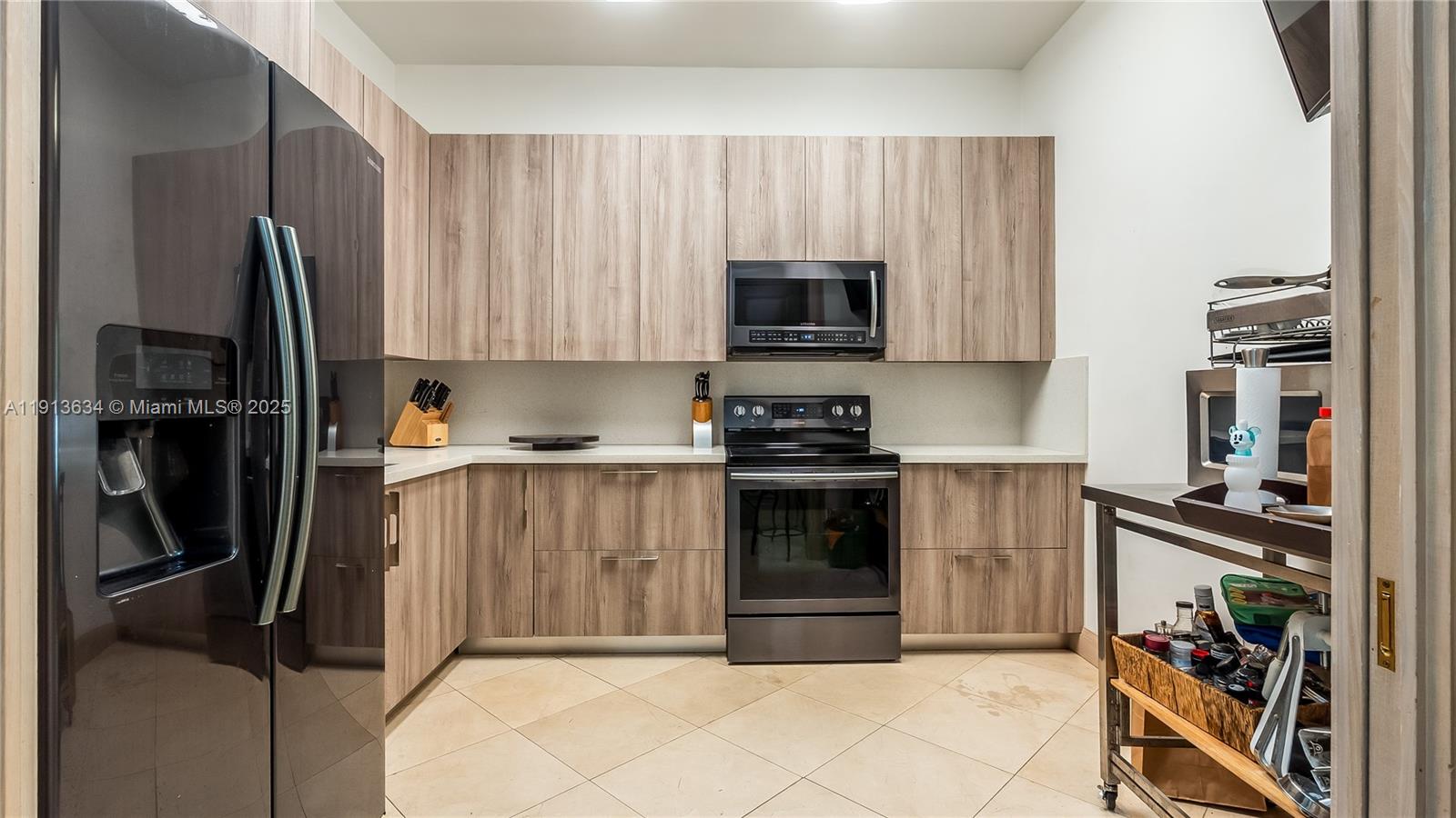 10395 SW 67th Ave Pinecrest, FL 33156