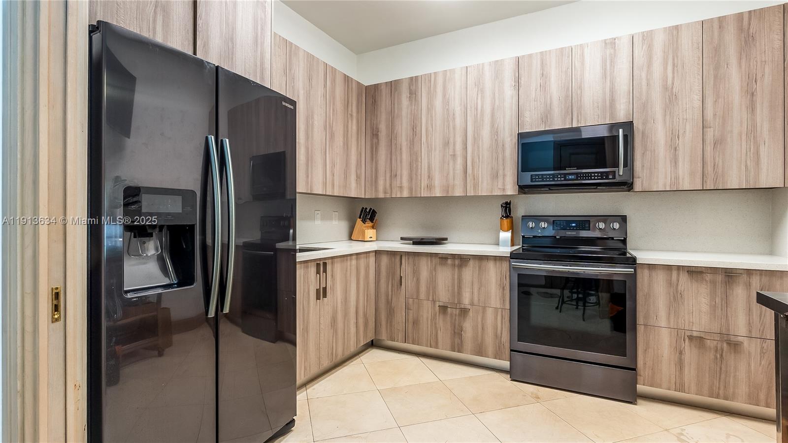 10395 SW 67th Ave Pinecrest, FL 33156