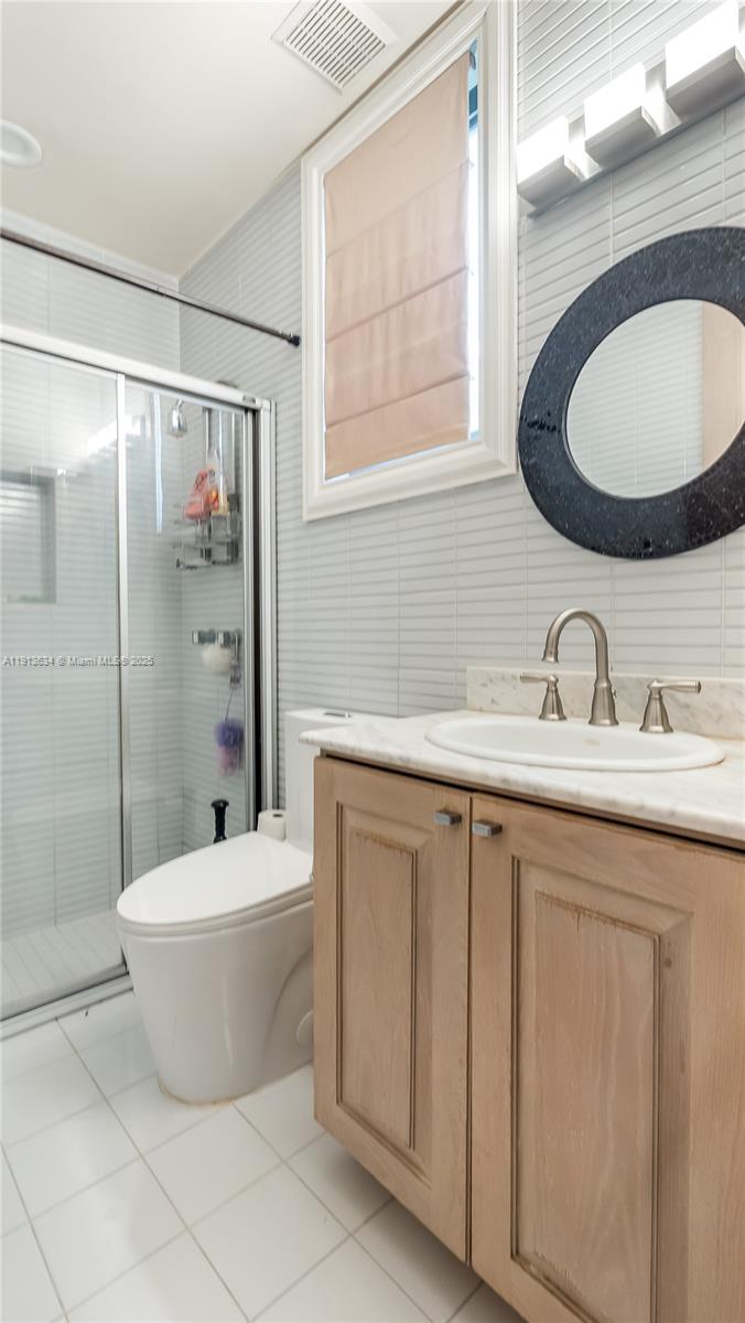 10395 SW 67th Ave Pinecrest, FL 33156