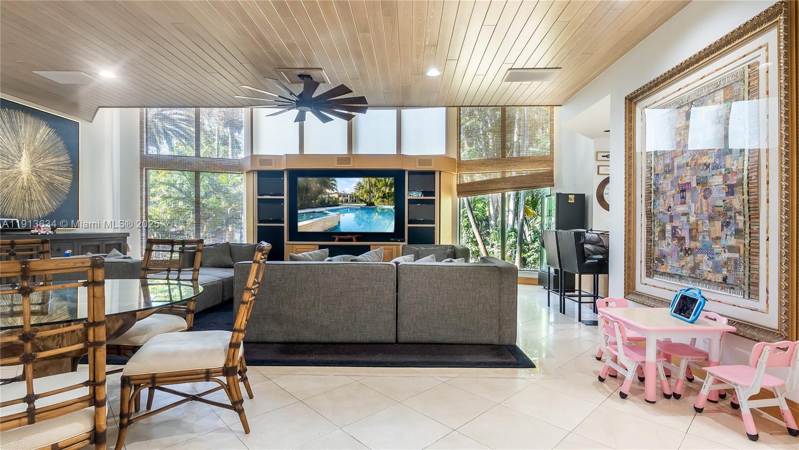 10395 SW 67th Ave Pinecrest, FL 33156