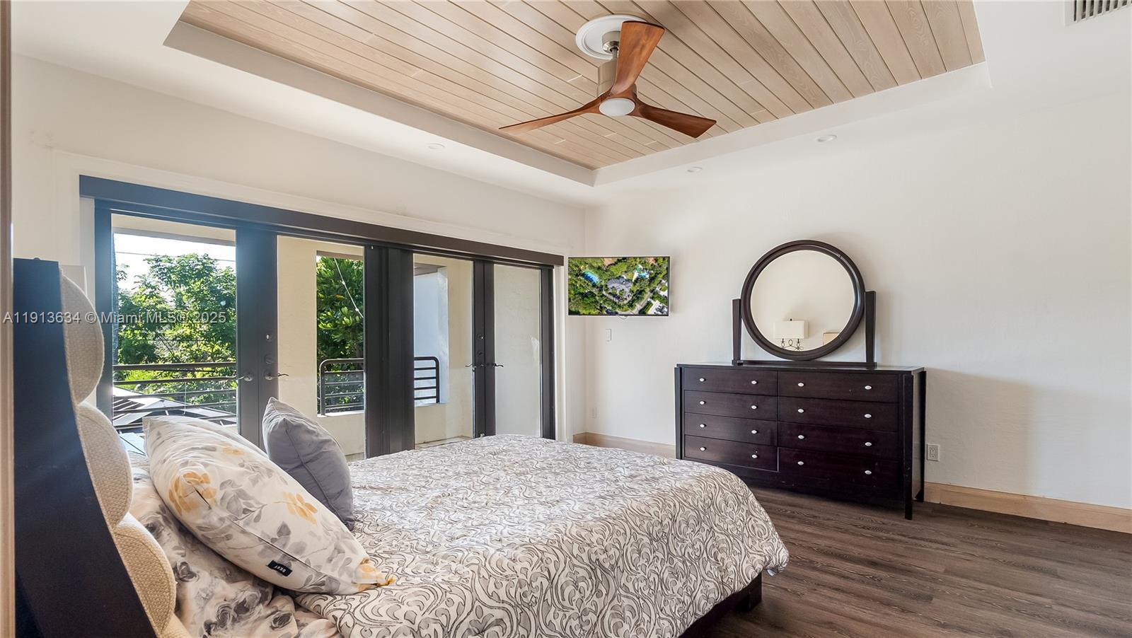 10395 SW 67th Ave Pinecrest, FL 33156