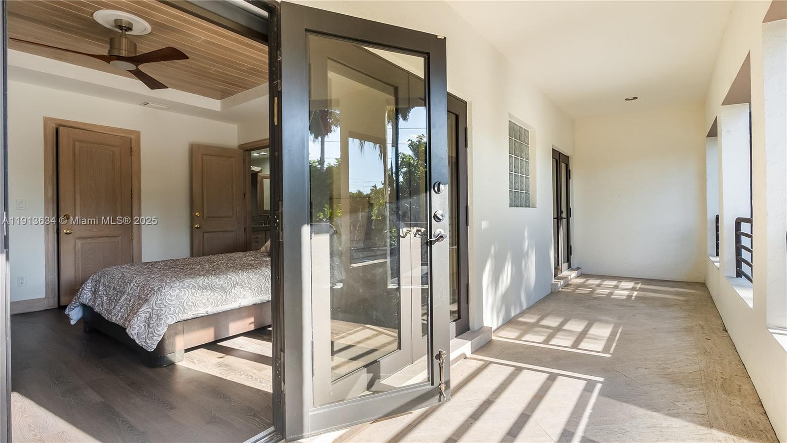 10395 SW 67th Ave Pinecrest, FL 33156