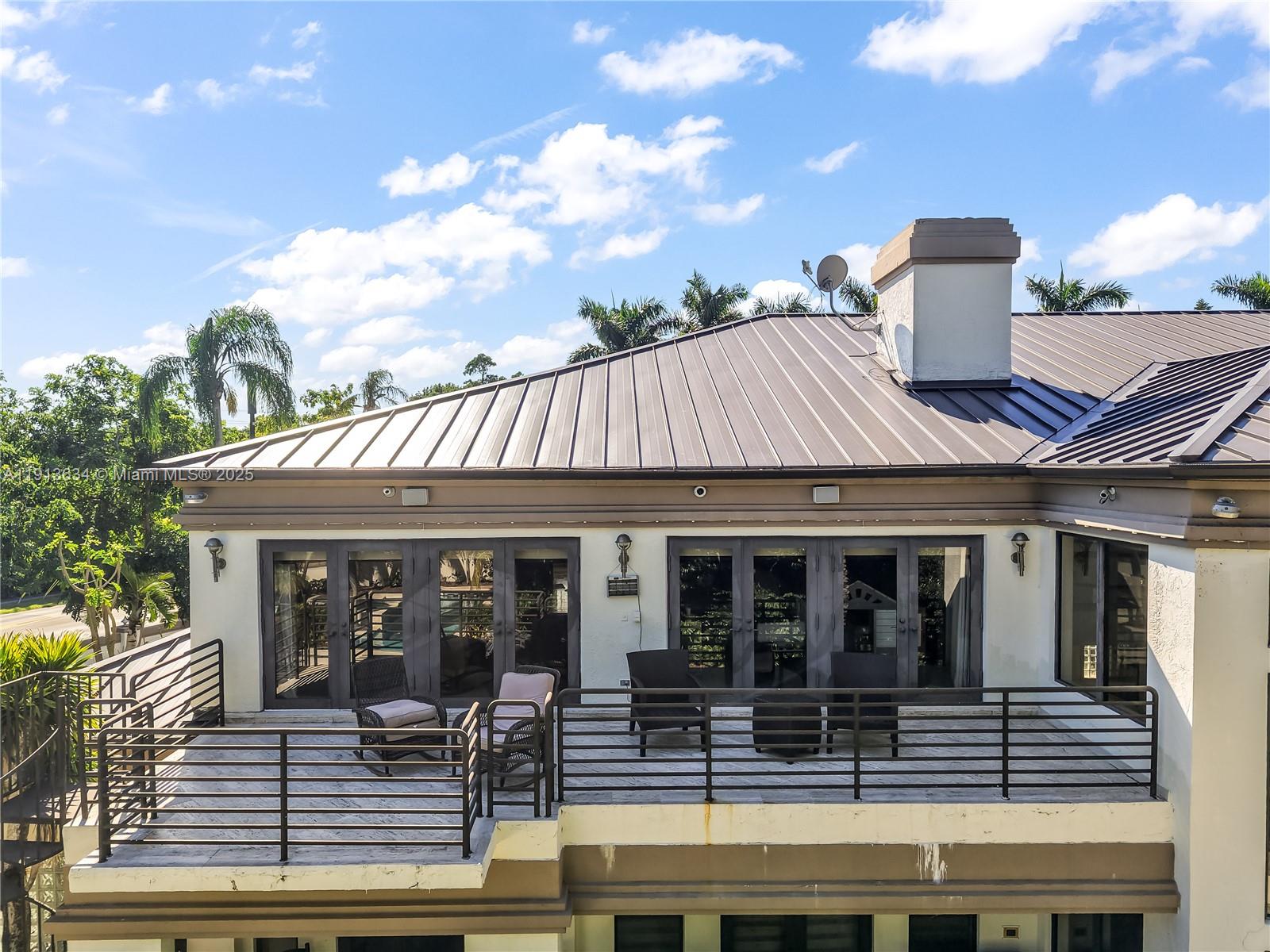 10395 SW 67th Ave Pinecrest, FL 33156