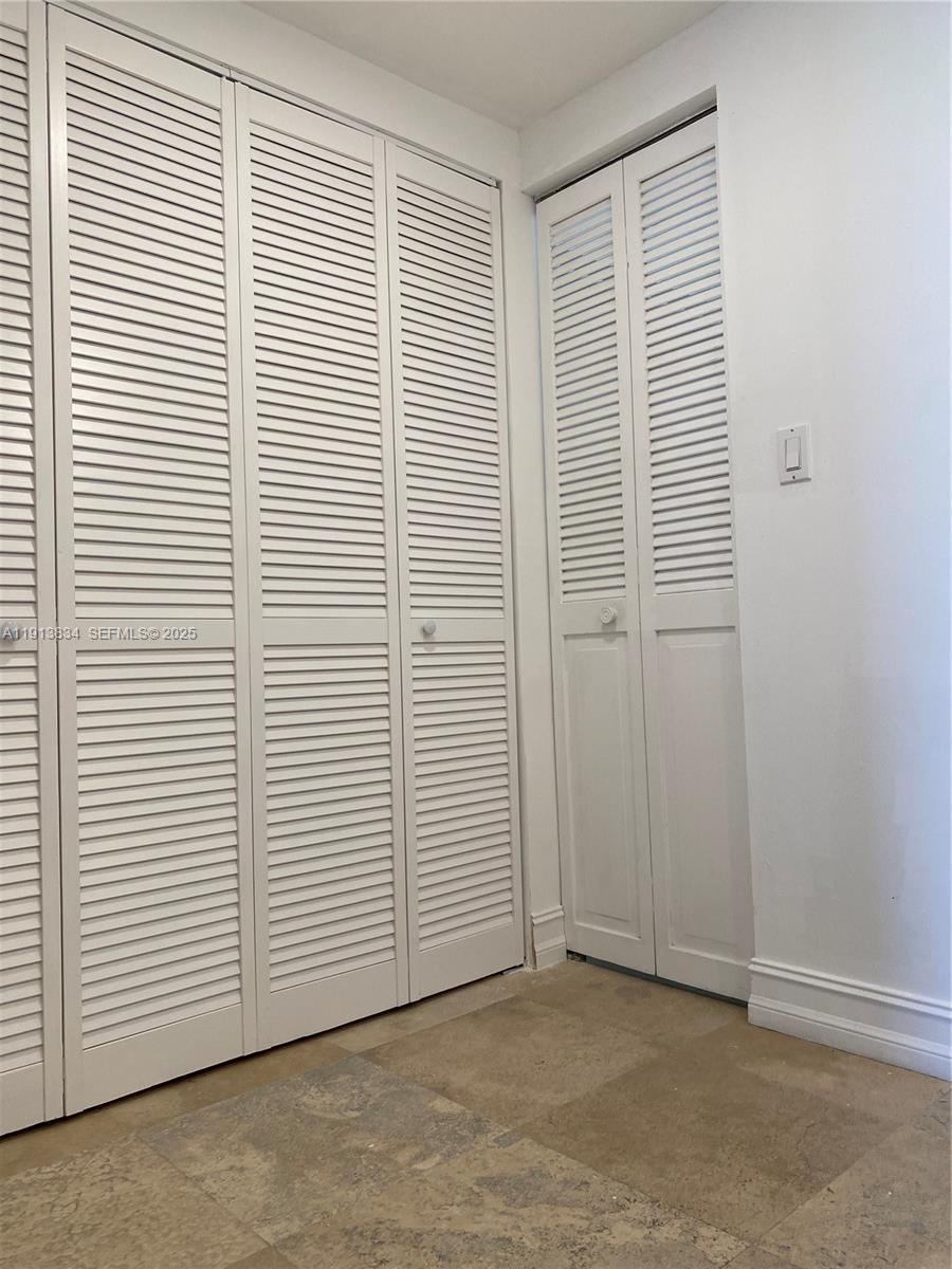 image Commodore Club East13