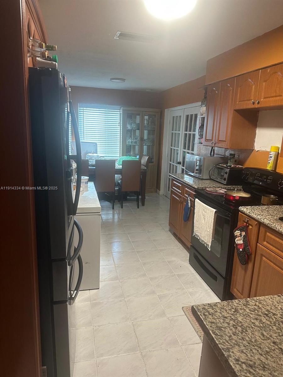 9530 Sunset Strip Sunrise, FL 33322