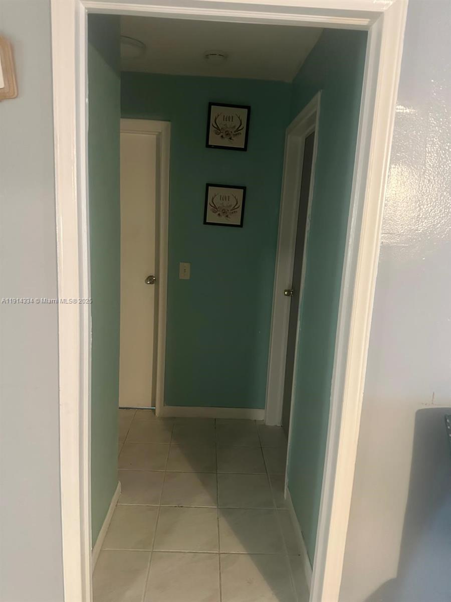 9530 Sunset Strip Sunrise, FL 33322