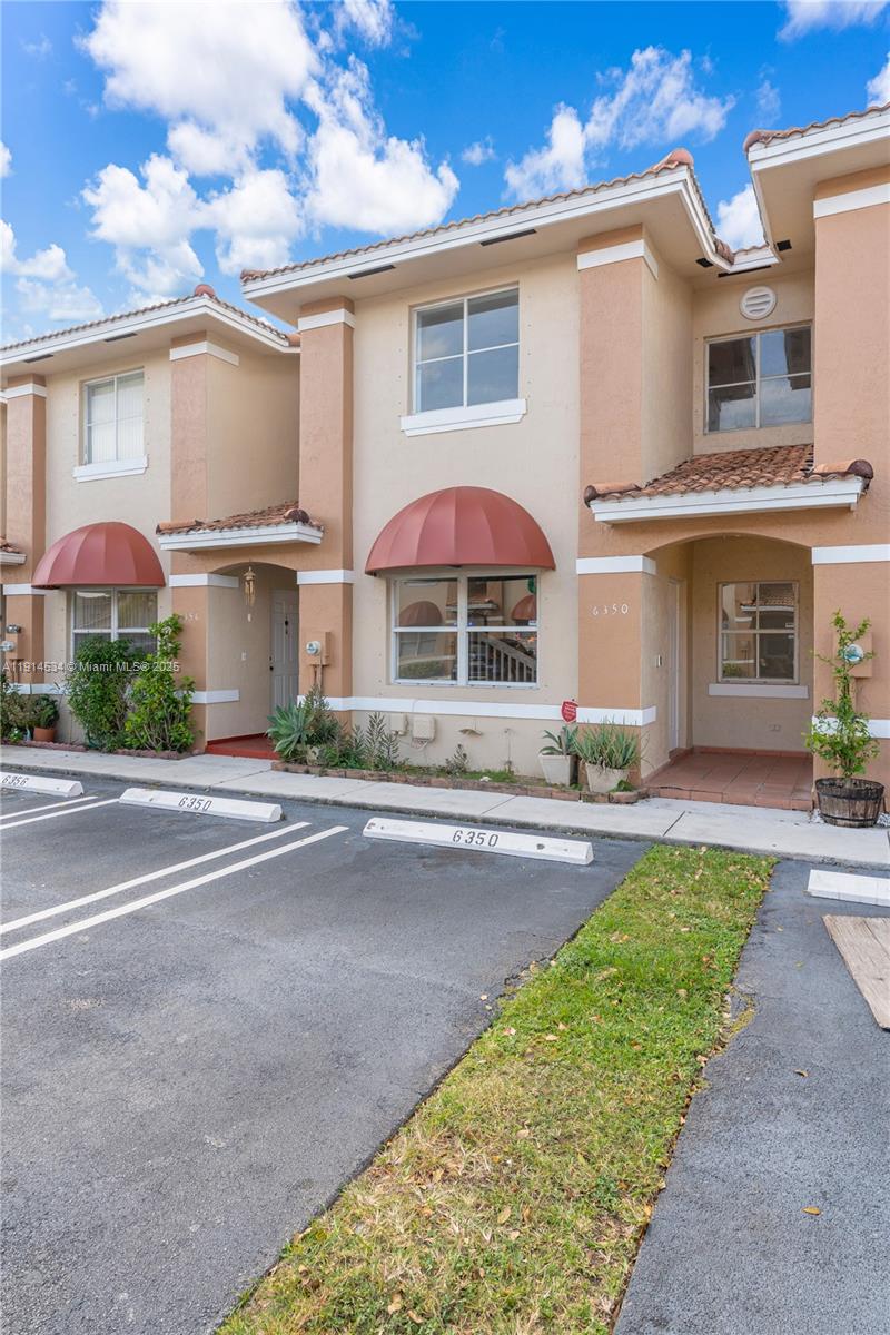 6350 SW 139th Ave Miami, FL 33183