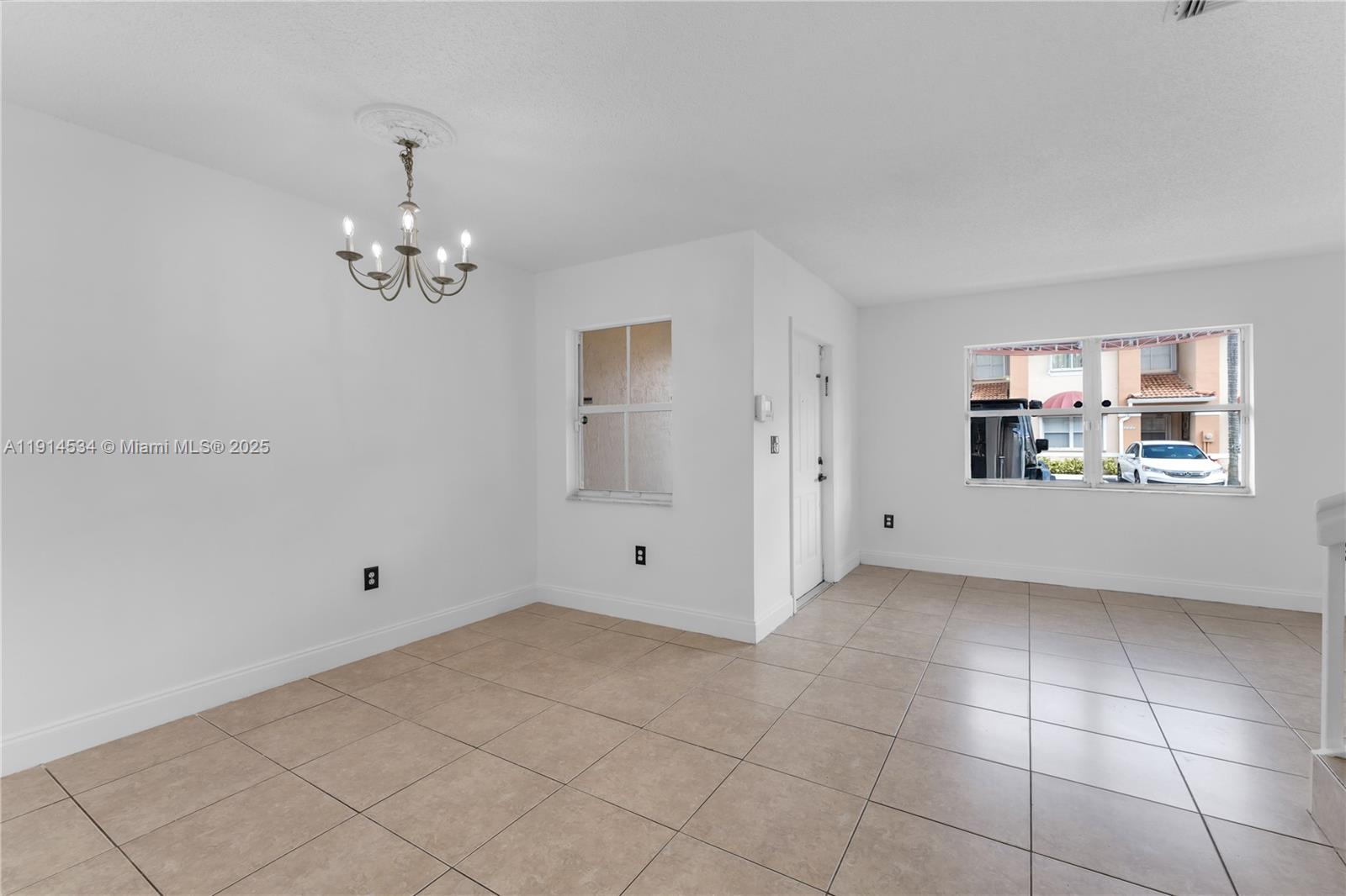 6350 SW 139th Ave Miami, FL 33183