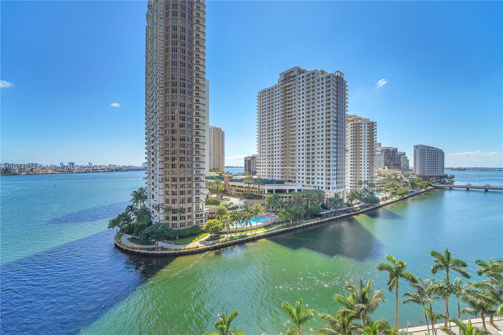 465 Brickell Ave #1001 Miami, FL 33131