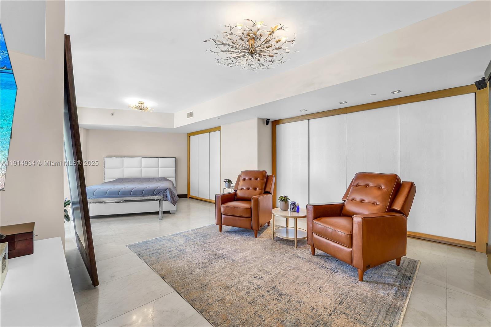 465 Brickell Ave #1001 Miami, FL 33131