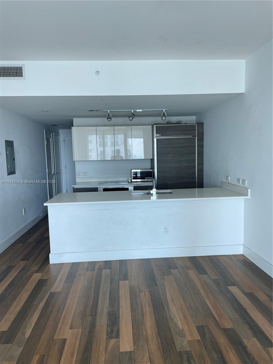 1100 S Miami Ave #4111