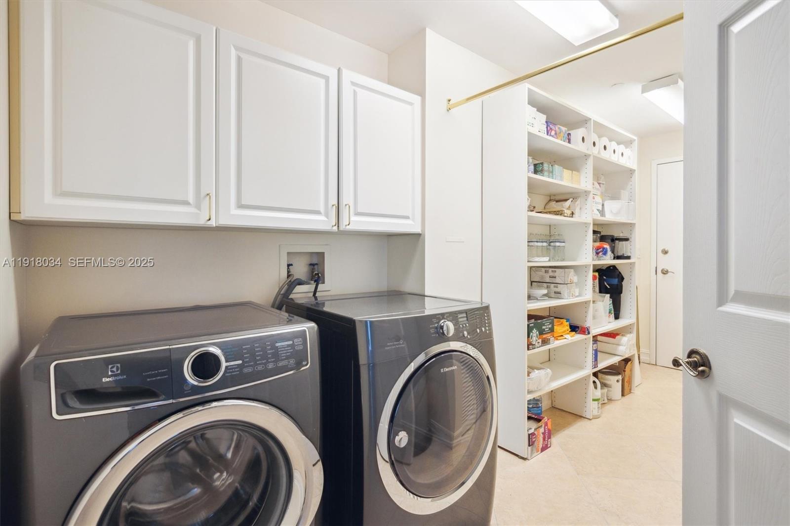 9751 E Bay Hbr Dr #7A Bay Harbor Islands, FL 33154