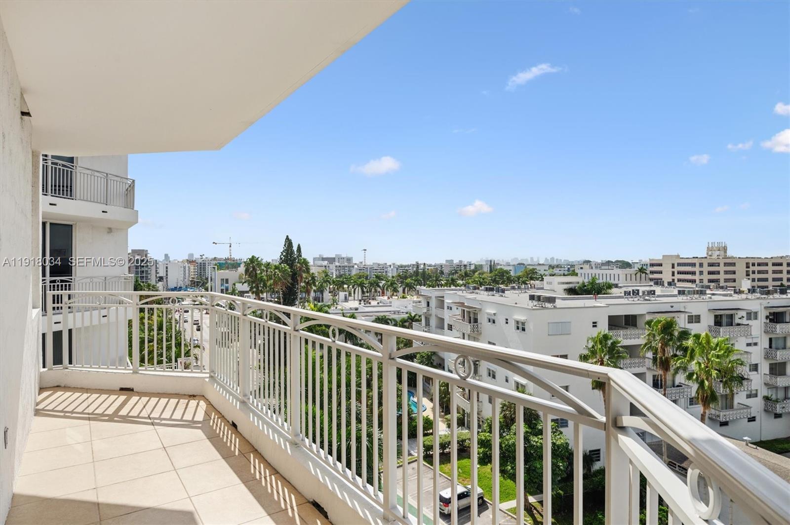 9751 E Bay Hbr Dr #7A Bay Harbor Islands, FL 33154