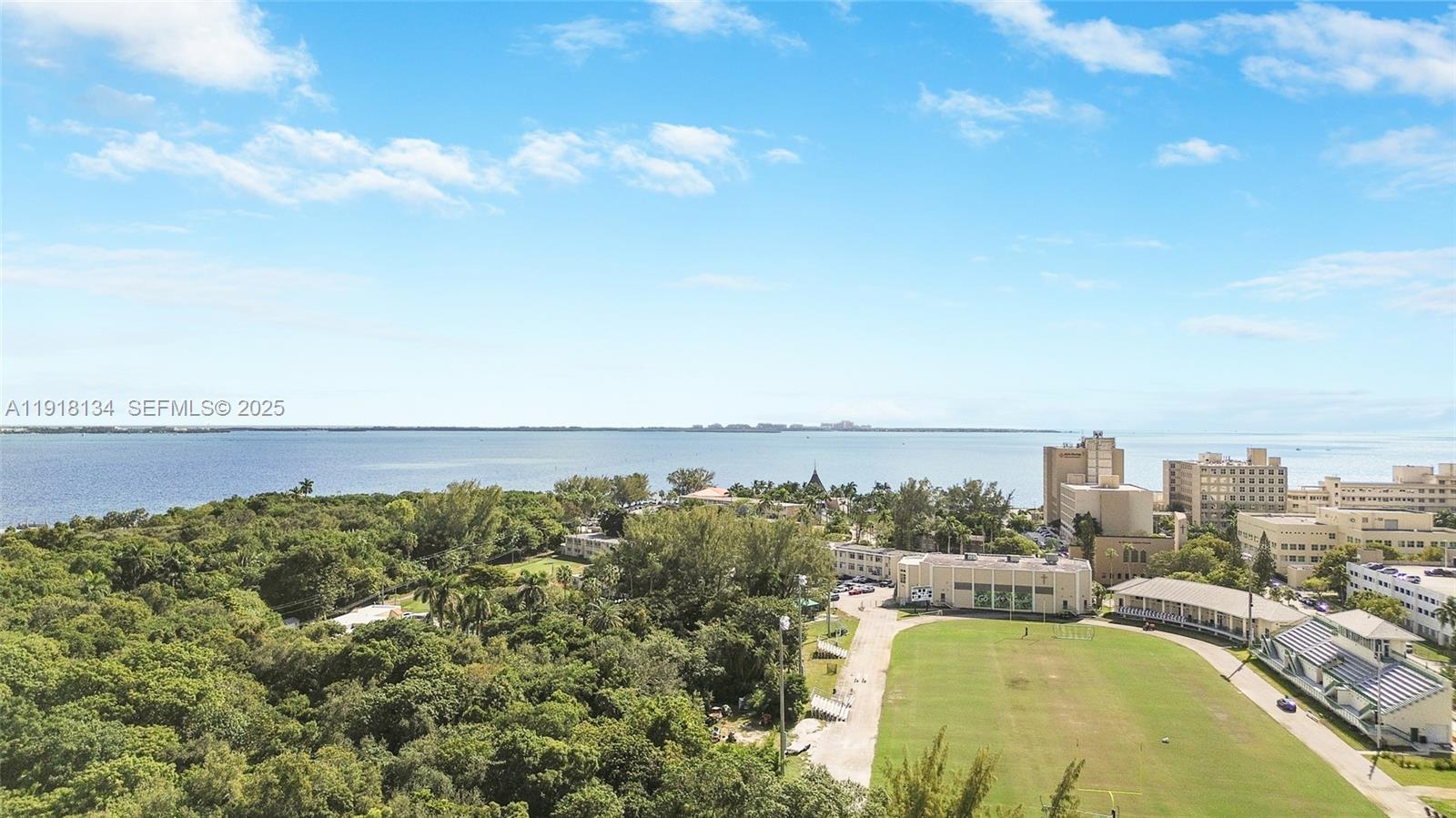 259 E Shore Dr Miami, FL 33133