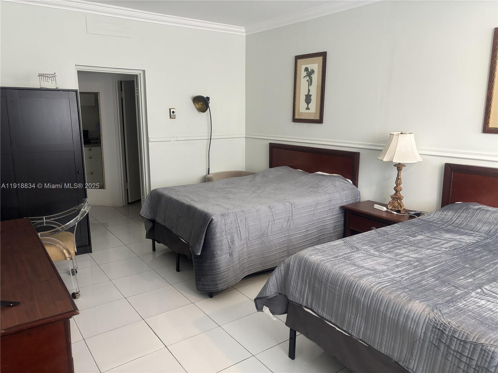 26 Diplomat Pkwy #2366