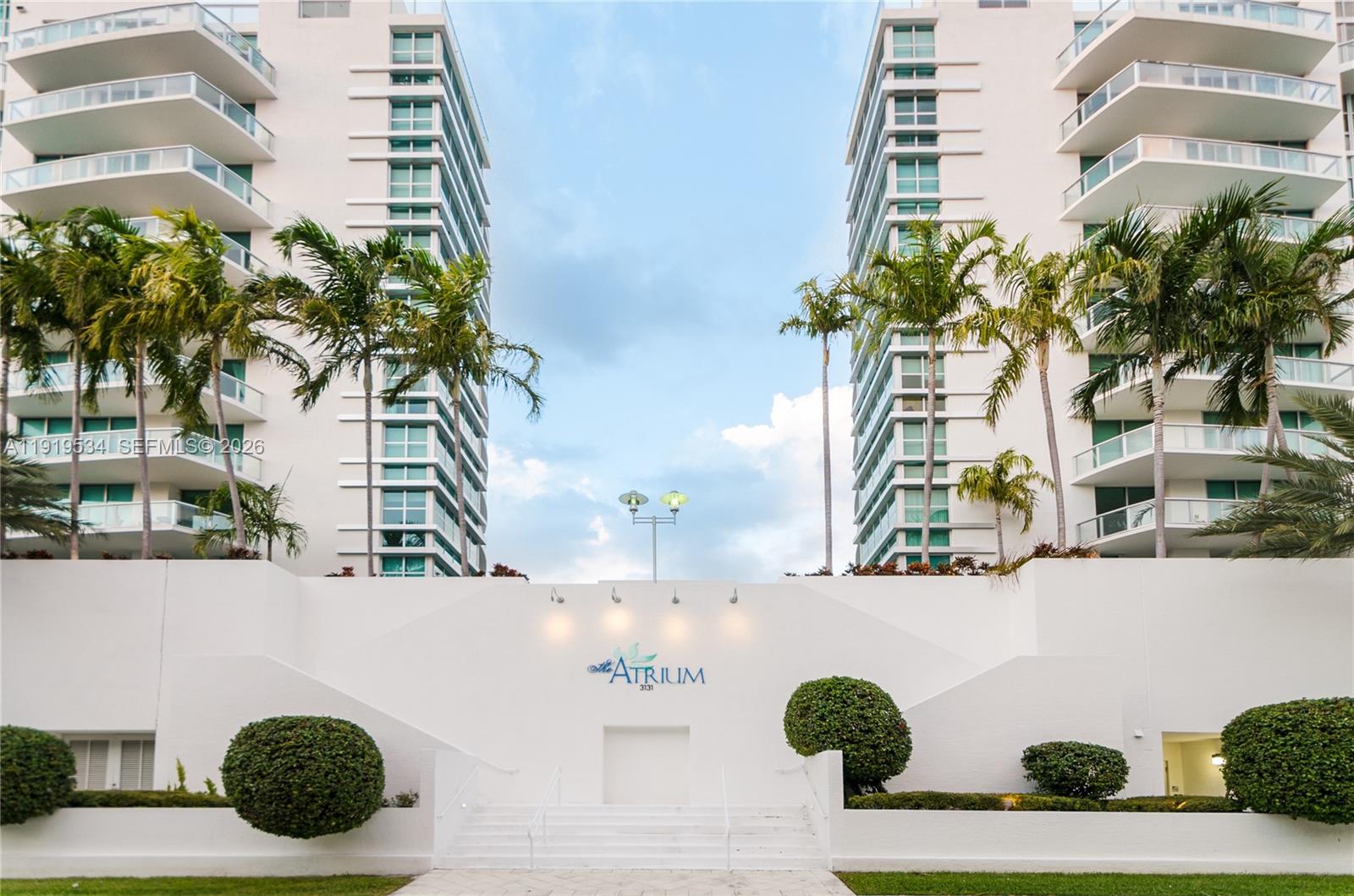 image The Atrium at Aventura27