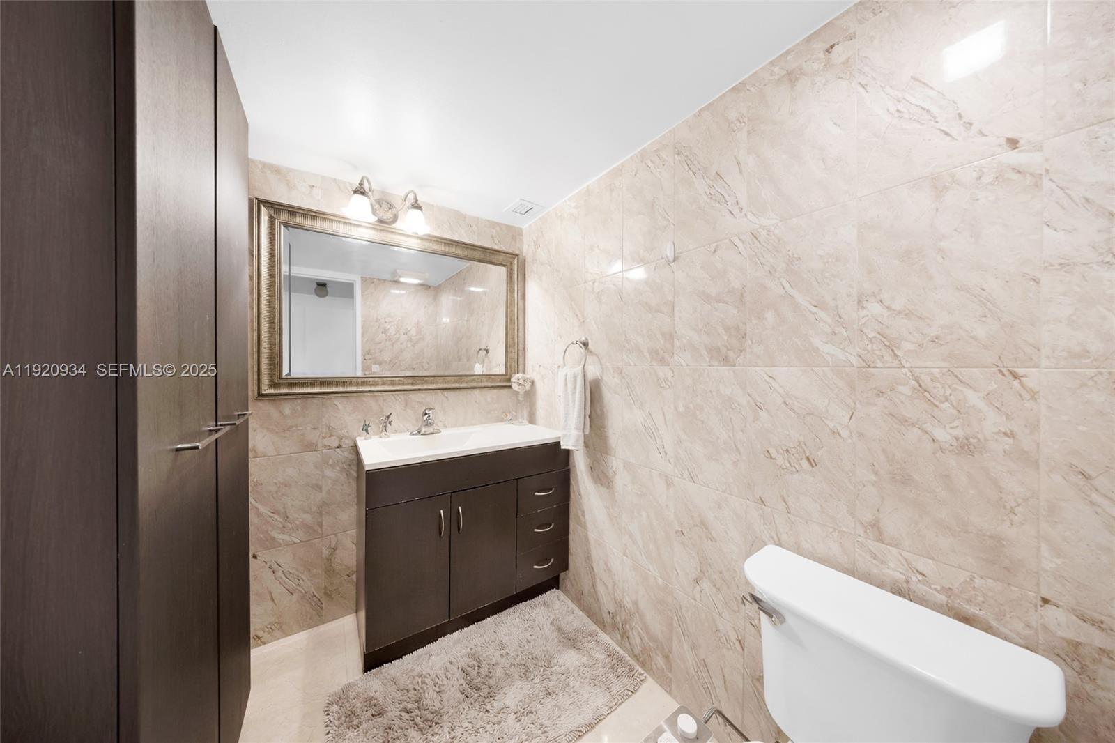 9381 E Bay Hbr Dr #504N Bay Harbor Islands, FL 33154