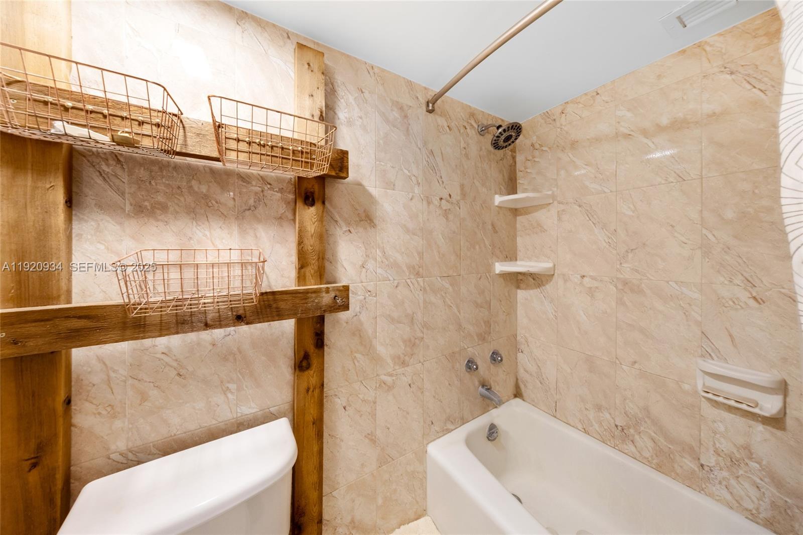 9381 E Bay Hbr Dr #504N Bay Harbor Islands, FL 33154