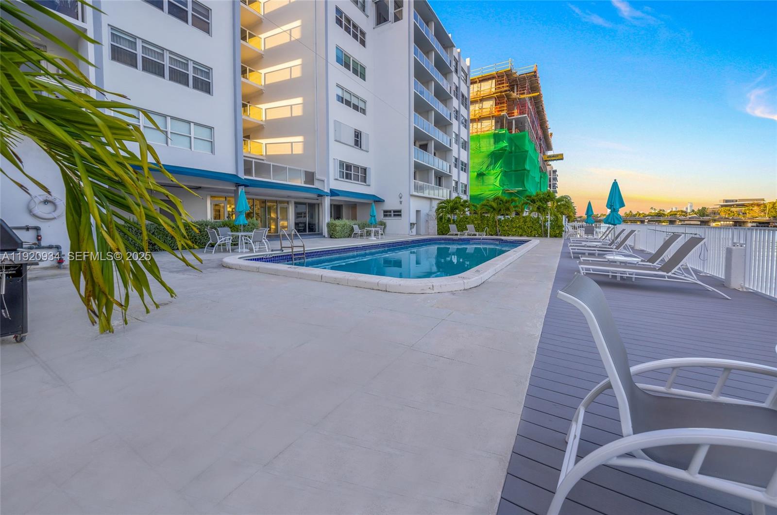 9381 E Bay Hbr Dr #504N Bay Harbor Islands, FL 33154