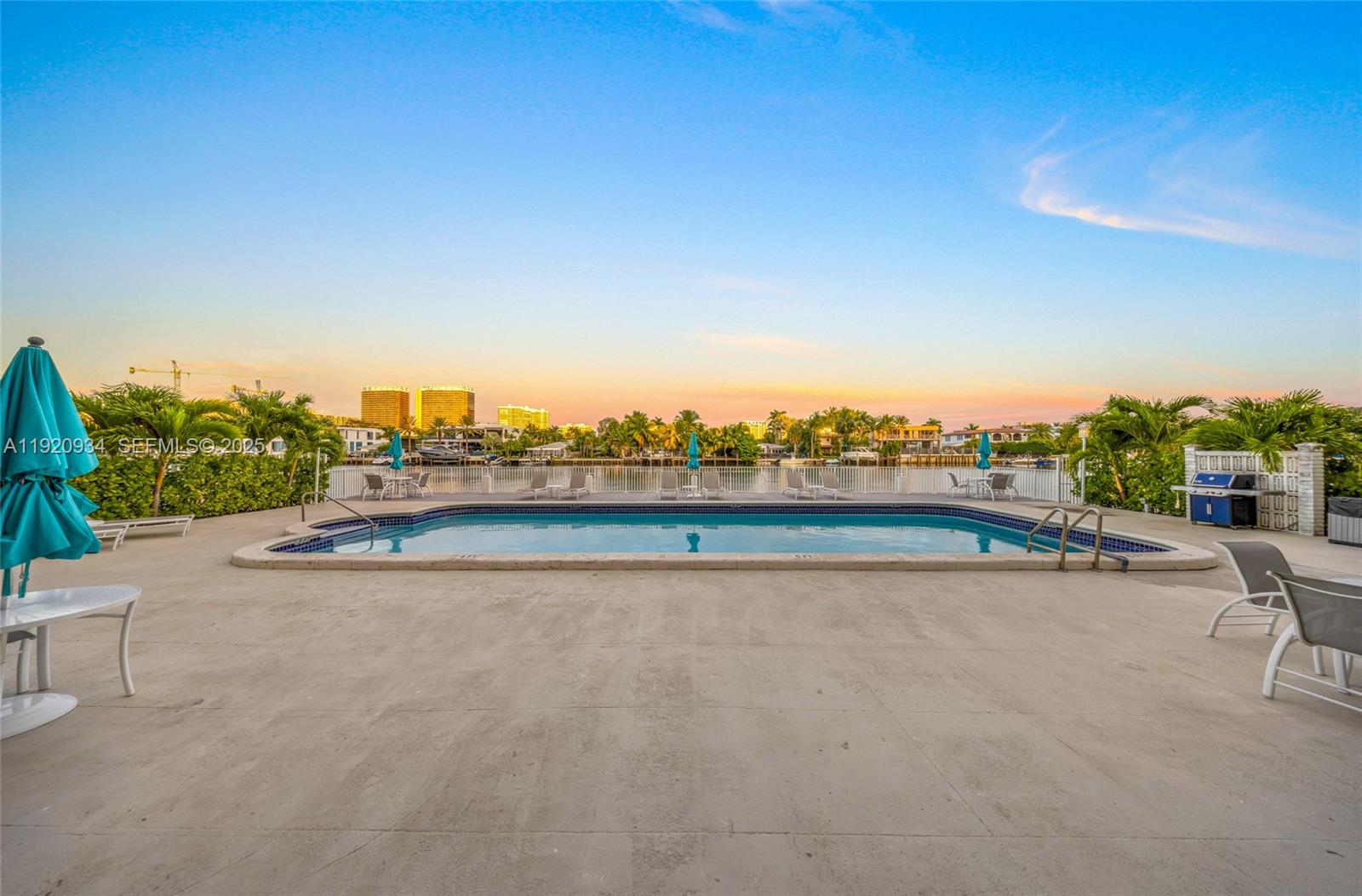 9381 E Bay Hbr Dr #504N Bay Harbor Islands, FL 33154