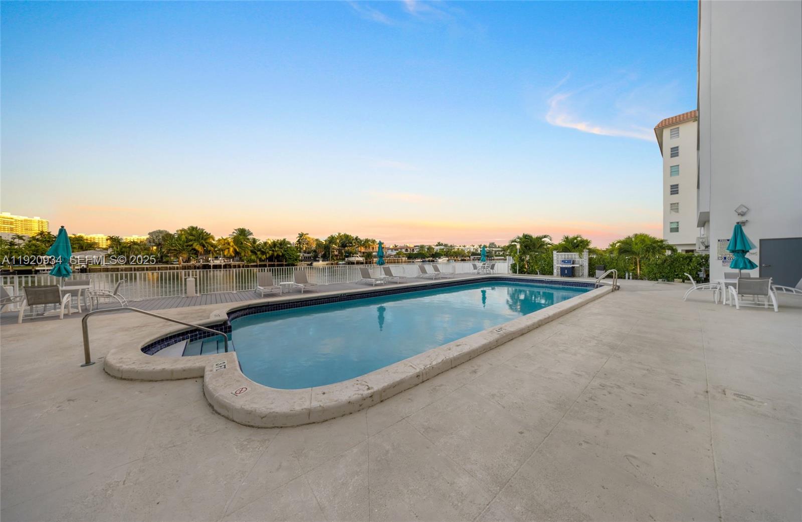 9381 E Bay Hbr Dr #504N Bay Harbor Islands, FL 33154