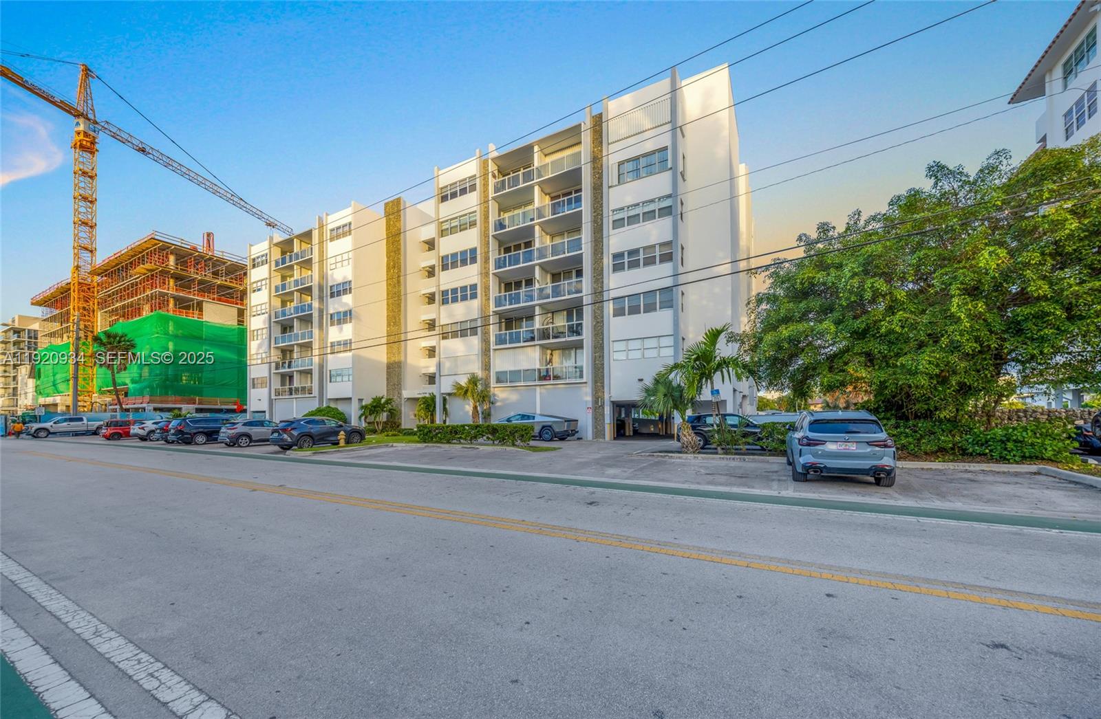 9381 E Bay Hbr Dr #504N Bay Harbor Islands, FL 33154