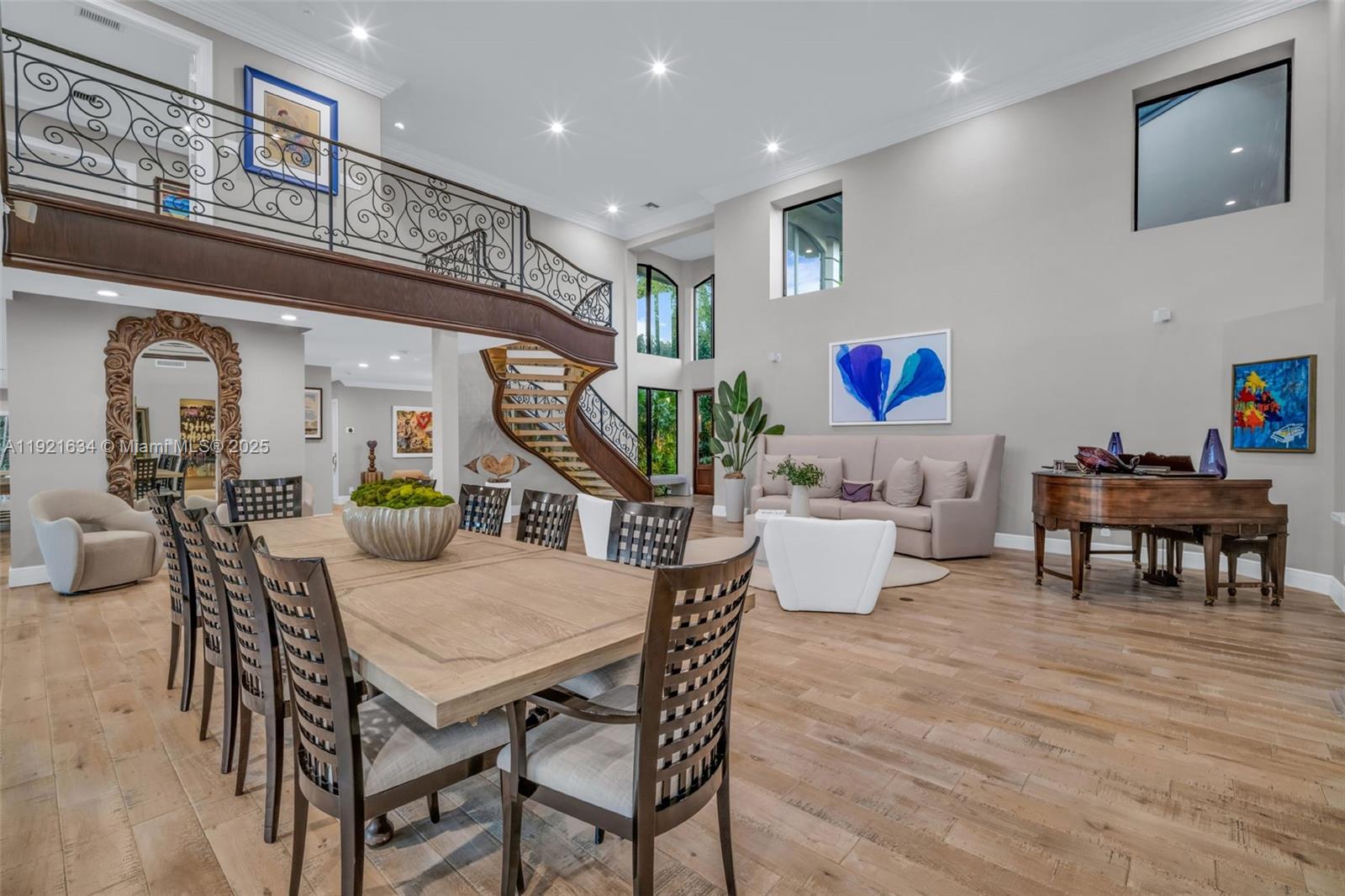 2941 Fairway Dr Hollywood, FL 33021