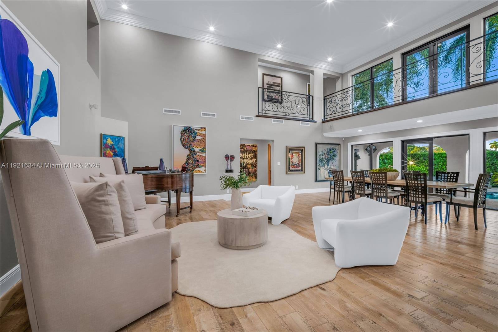 2941 Fairway Dr Hollywood, FL 33021