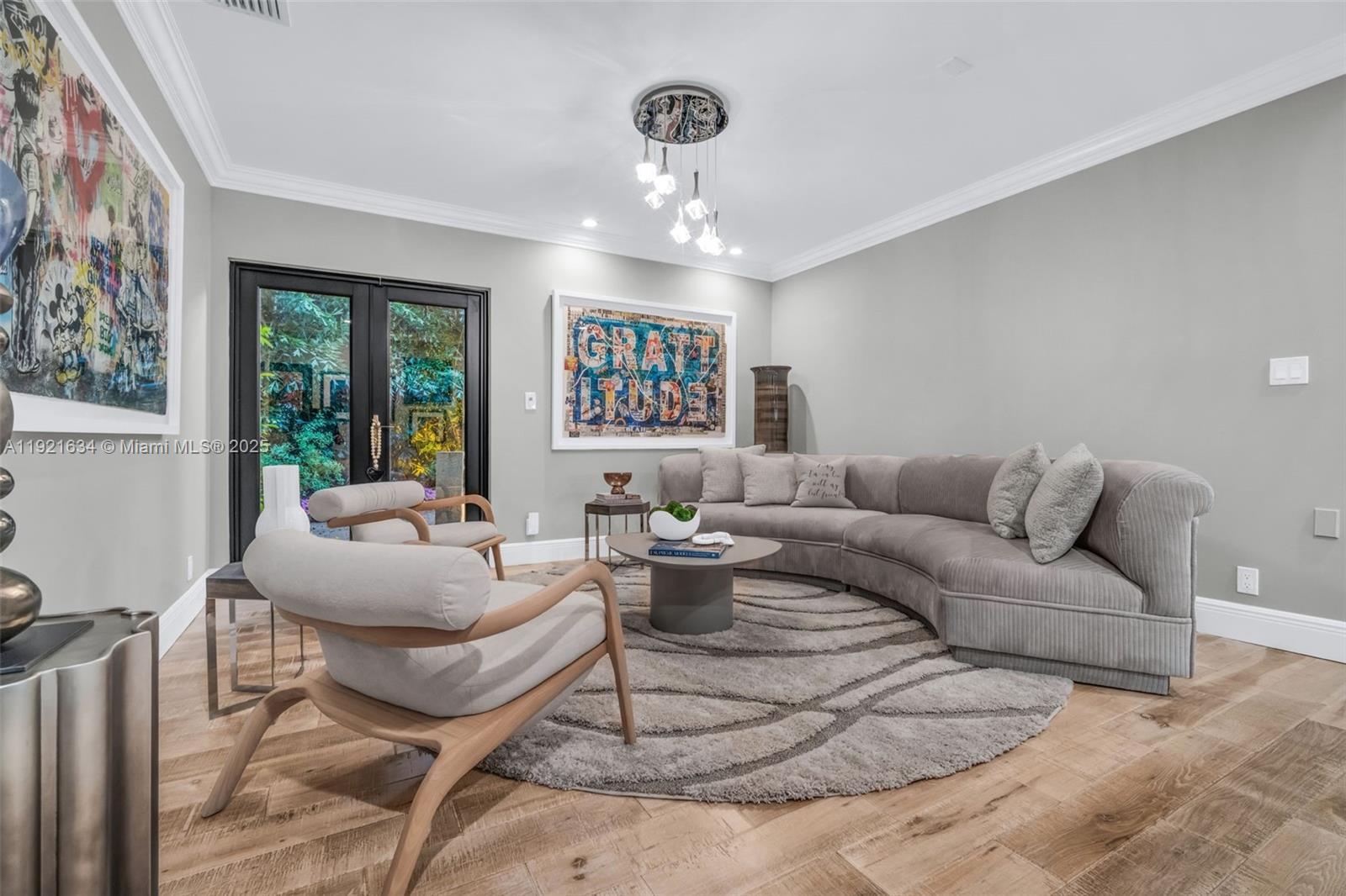 2941 Fairway Dr Hollywood, FL 33021