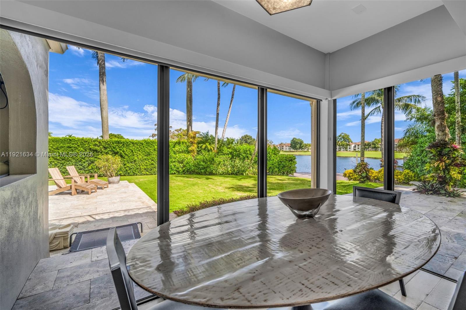 2941 Fairway Dr Hollywood, FL 33021