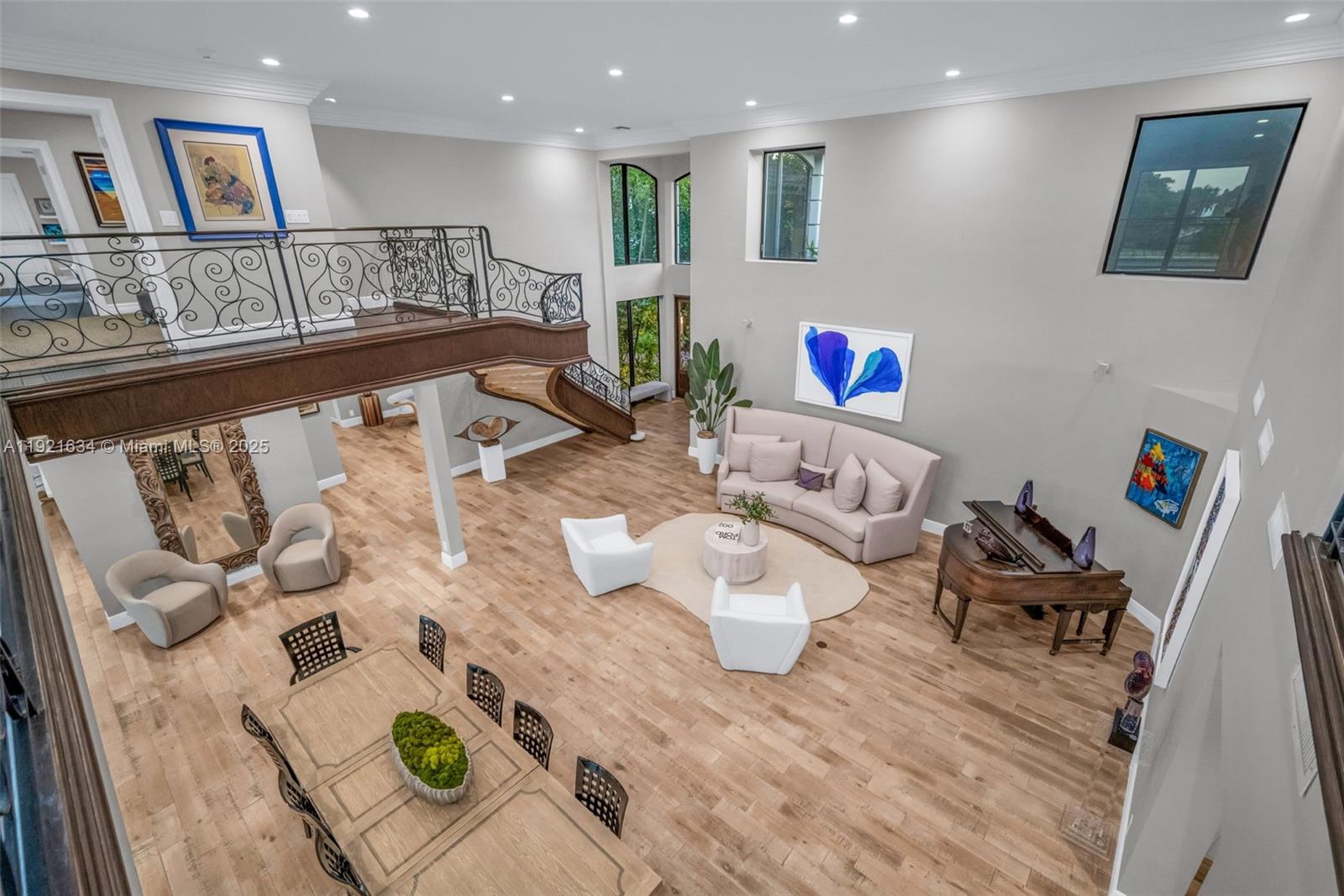 2941 Fairway Dr Hollywood, FL 33021