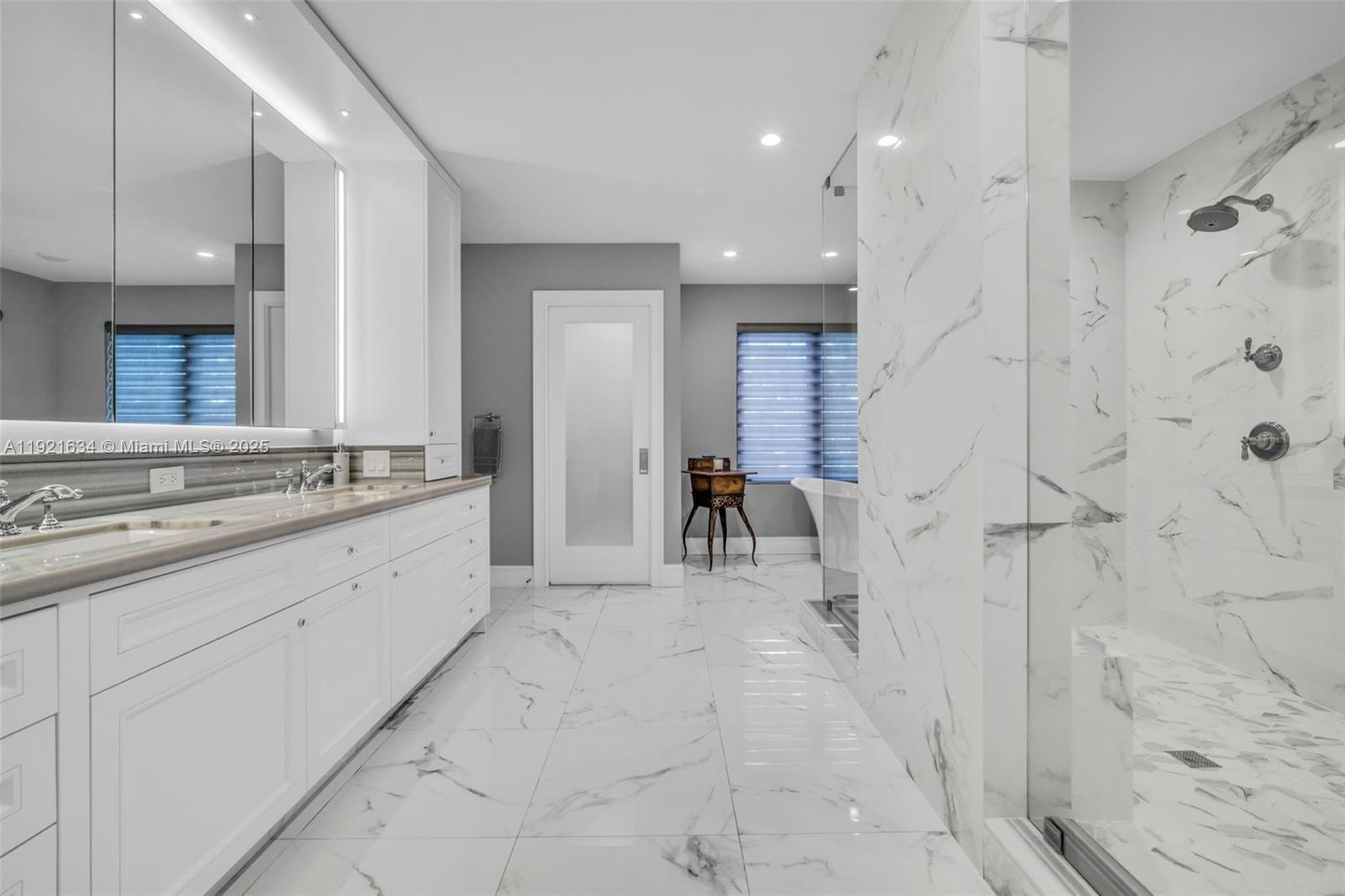 2941 Fairway Dr Hollywood, FL 33021