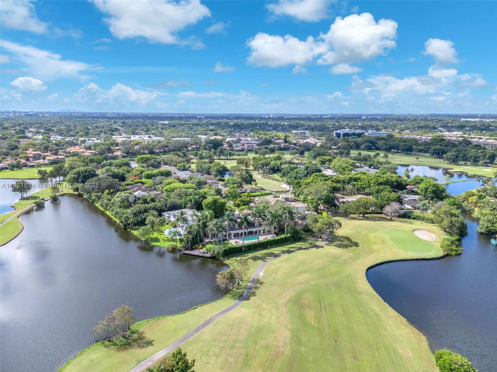 2941 Fairway Dr Hollywood, FL 33021