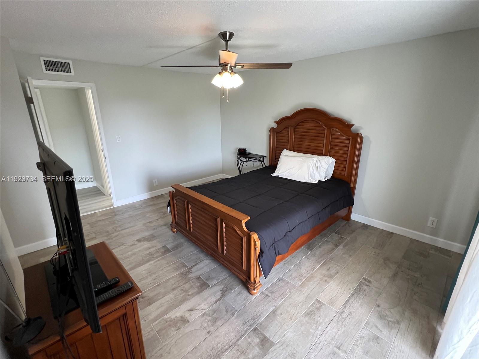 4800 Hillcrest Ln #408 Hollywood, FL 33021