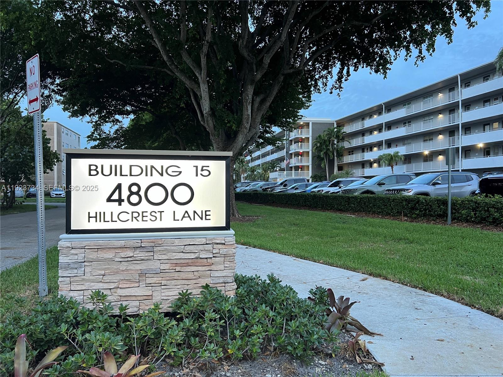 4800 Hillcrest Ln #408 Hollywood, FL 33021