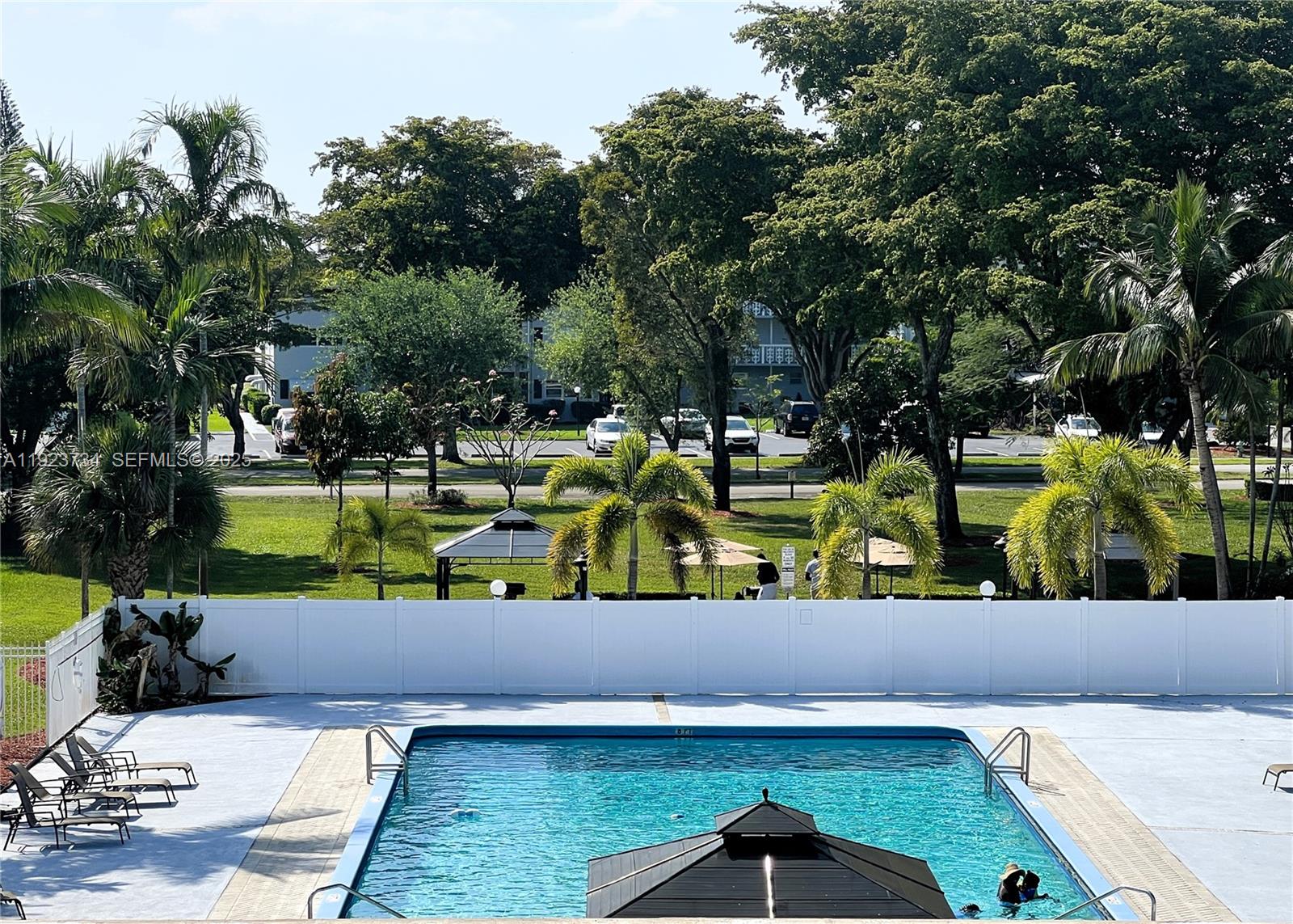 4800 Hillcrest Ln #408 Hollywood, FL 33021