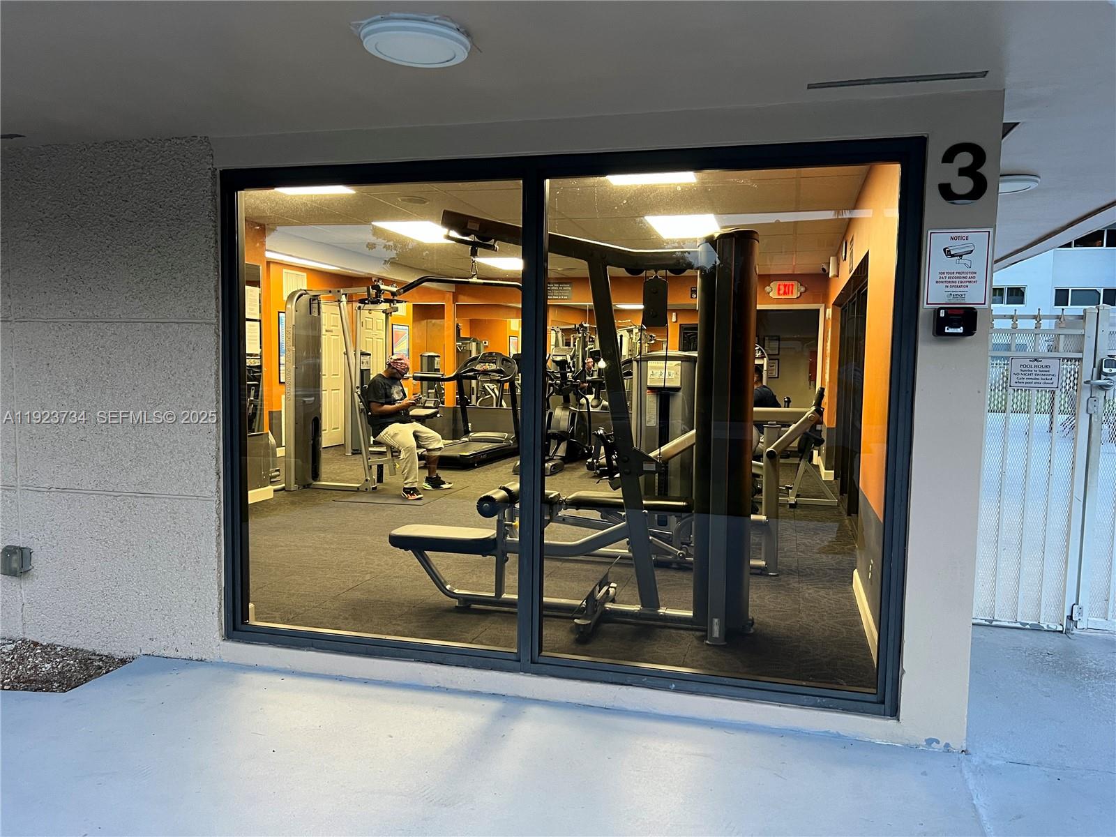 4800 Hillcrest Ln #408 Hollywood, FL 33021