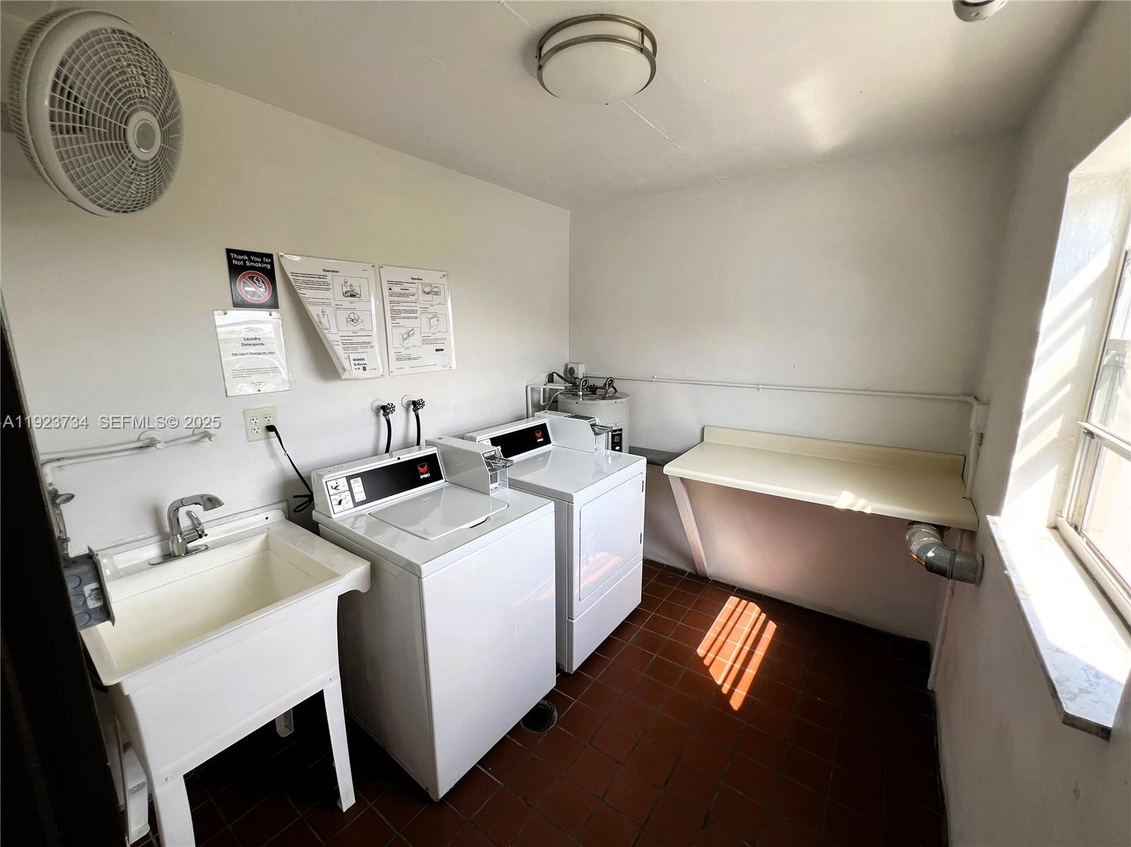 4800 Hillcrest Ln #408 Hollywood, FL 33021