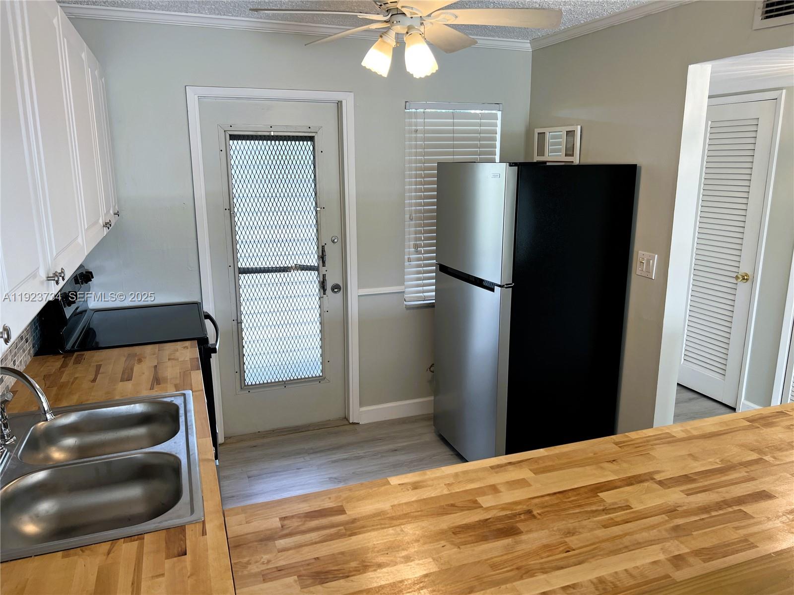 4800 Hillcrest Ln #408 Hollywood, FL 33021